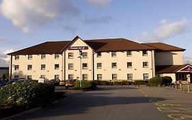 Premier Inn Haydock Park/M6 J23